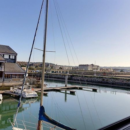 Sublime Apartment Facing The Port & Planches Deauville Bagian luar foto